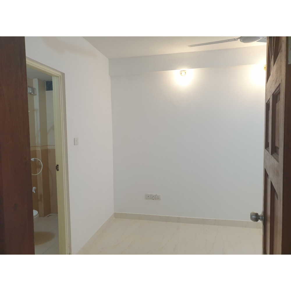 01 room apartment for rent MVR 13,500/- (Including electricity and water) — Malé — Maafannu