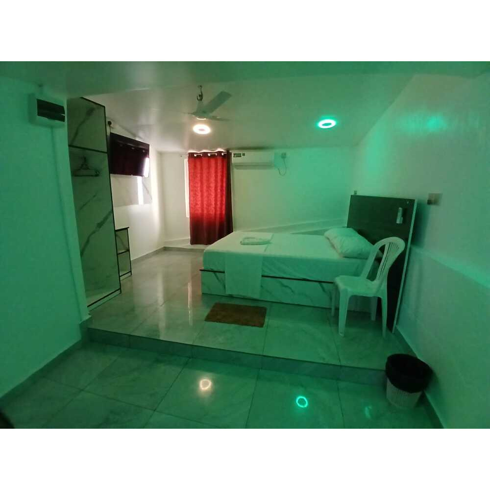 Room for daily & hourly rent — Malé — Galolhu
