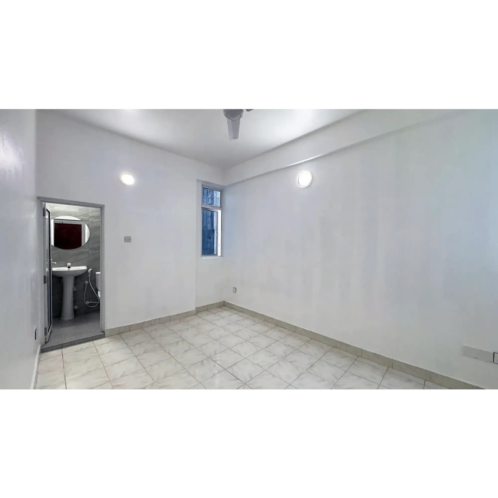 Unfurnished 3 bedroom apartment, Gandhakoalhi Magu, 3rd FL, Male' (NO LIFT) — Malé — Maafannu