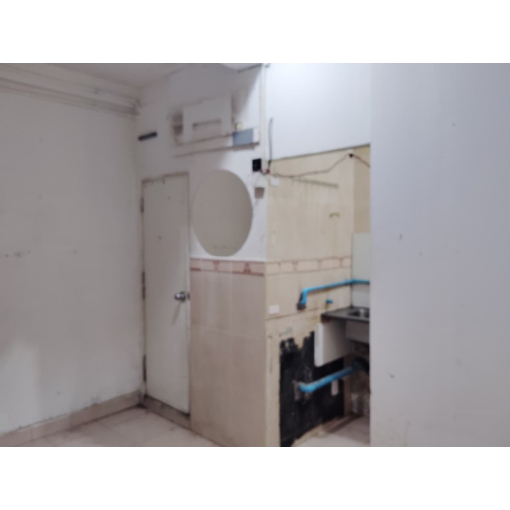 Warehouse/Carpentry/Workshop + Accom for lease in Male' City — Maafannu