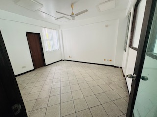 Office Space for Rent in Chandhanee Magu - MVR 30,000 — Malé — Maafannu