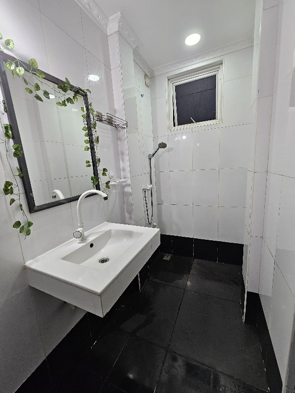 Spacious Fully Furnished 1 Room apartment for rent — Malé — Maafannu
