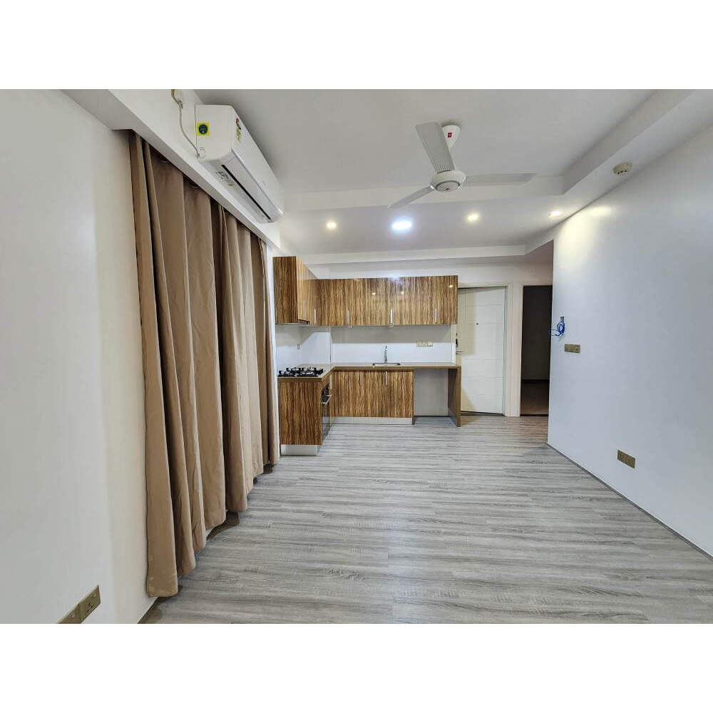 2 Room Apartment with attached Toilet (Call: Between 9:00 - 17:00 HRS) — Malé — Maafannu