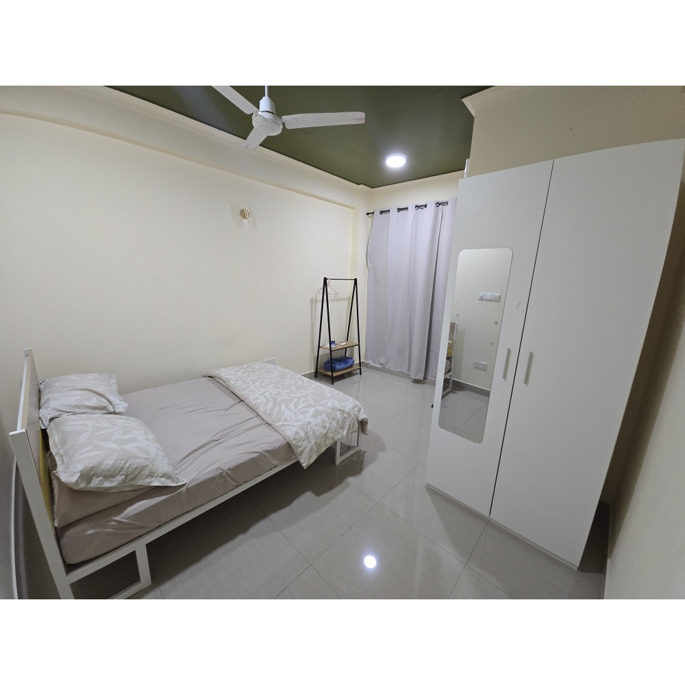 AC Rooms with Balcony for Monthly Rent. Sharing Kitchen. — Malé — Machchangolhi