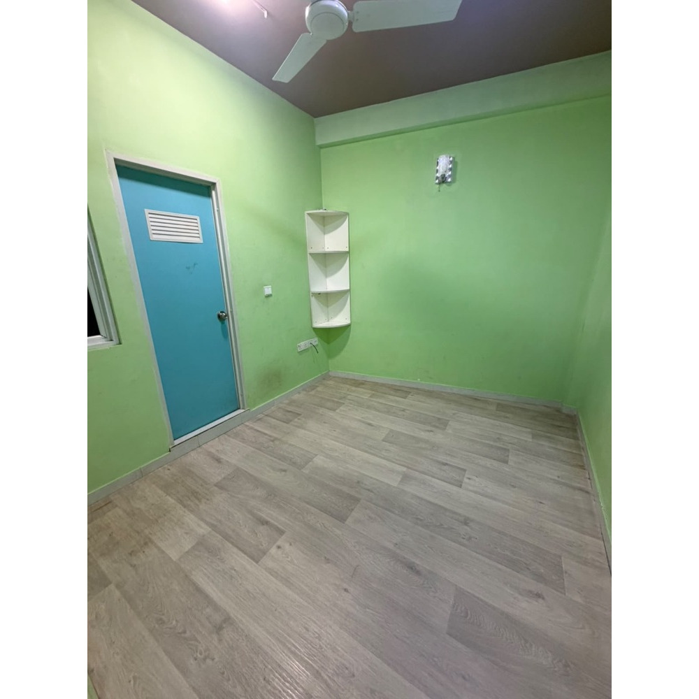 3 room apartment for rent near maaveyomagu pls call — Malé — Maafannu
