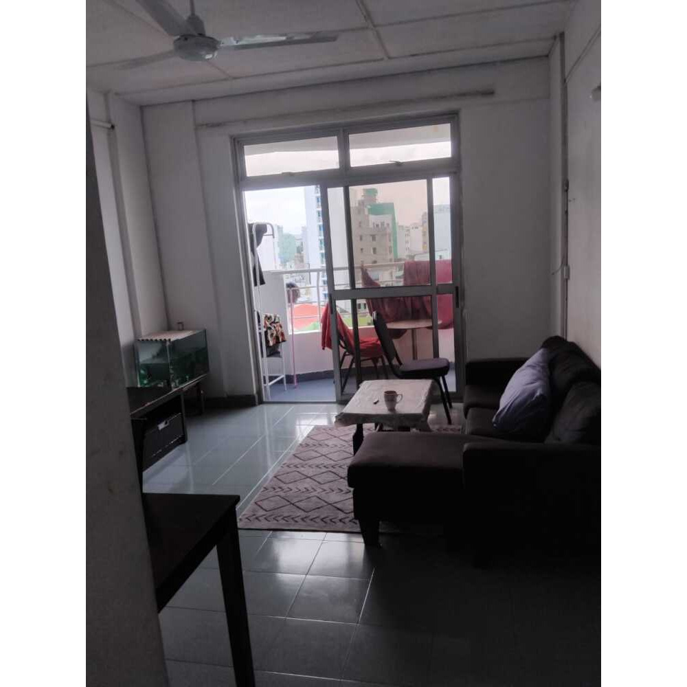 Two rooms are available for rent in a three-bedroom apartment - call +960 777596 — Malé — Henveiru