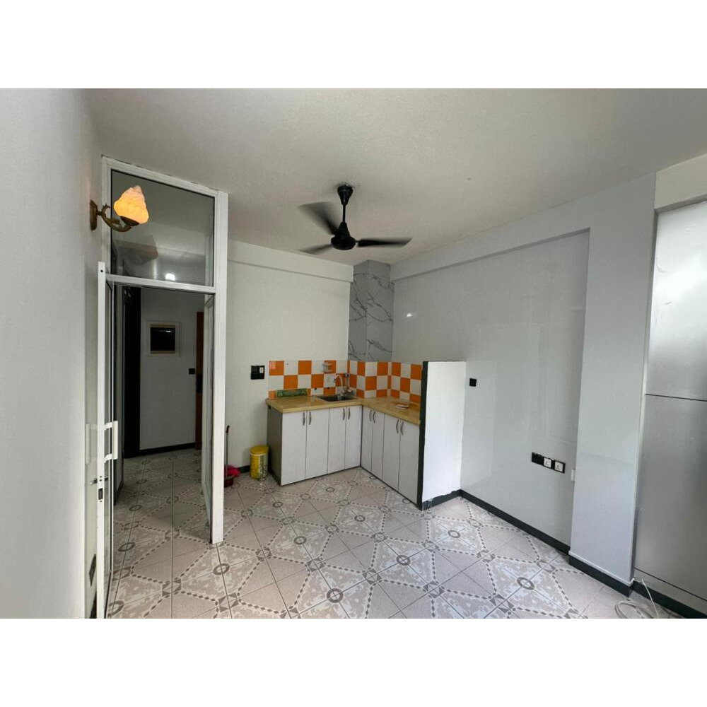 2 bedroom attached toilet and kitchen — Malé — Machchangolhi
