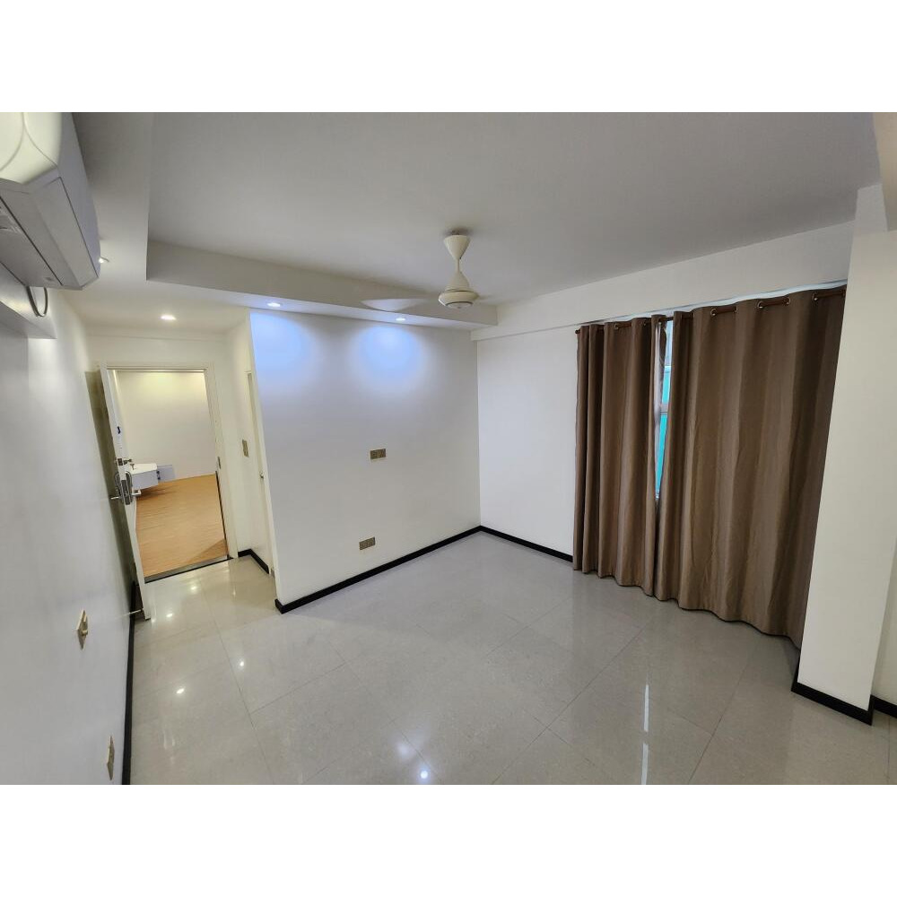 2 Room Apartment with attached Toilet (Call: Between 9:00 - 17:00 HRS) — Malé — Maafannu