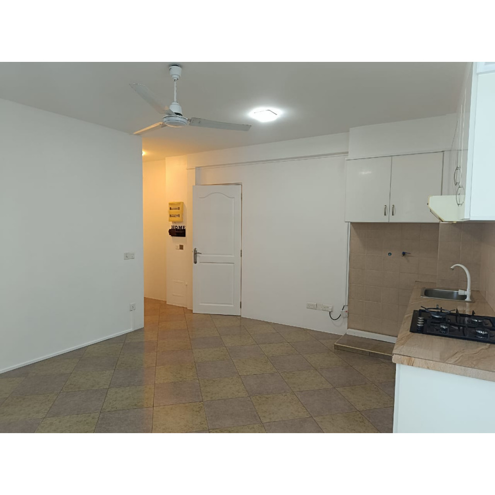 2 bedroom Apartment for Rent on 3rd Floor in Male — Malé — Henveiru