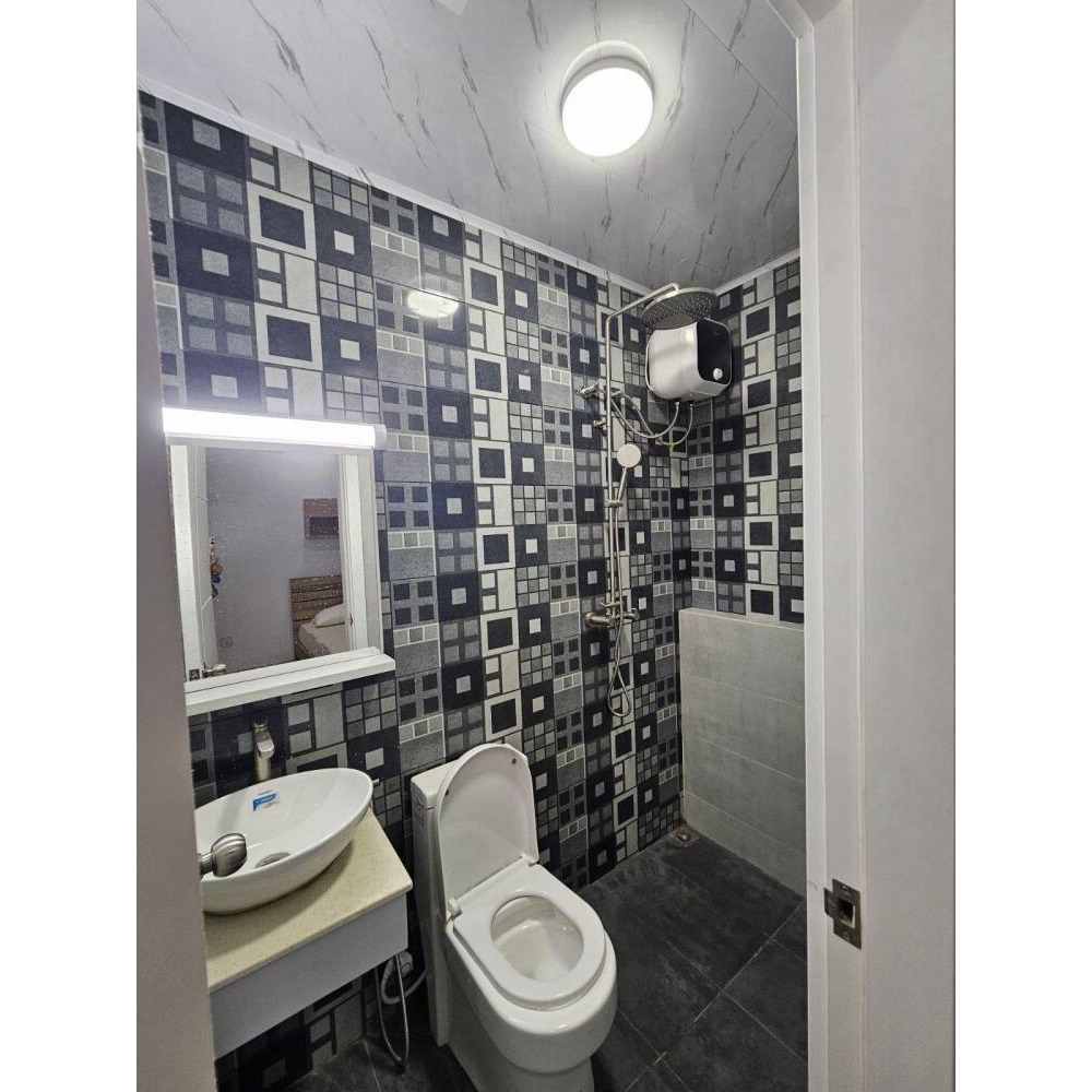 Apartment 2+1R with a sitting room infront of ADK — Malé — Henveiru