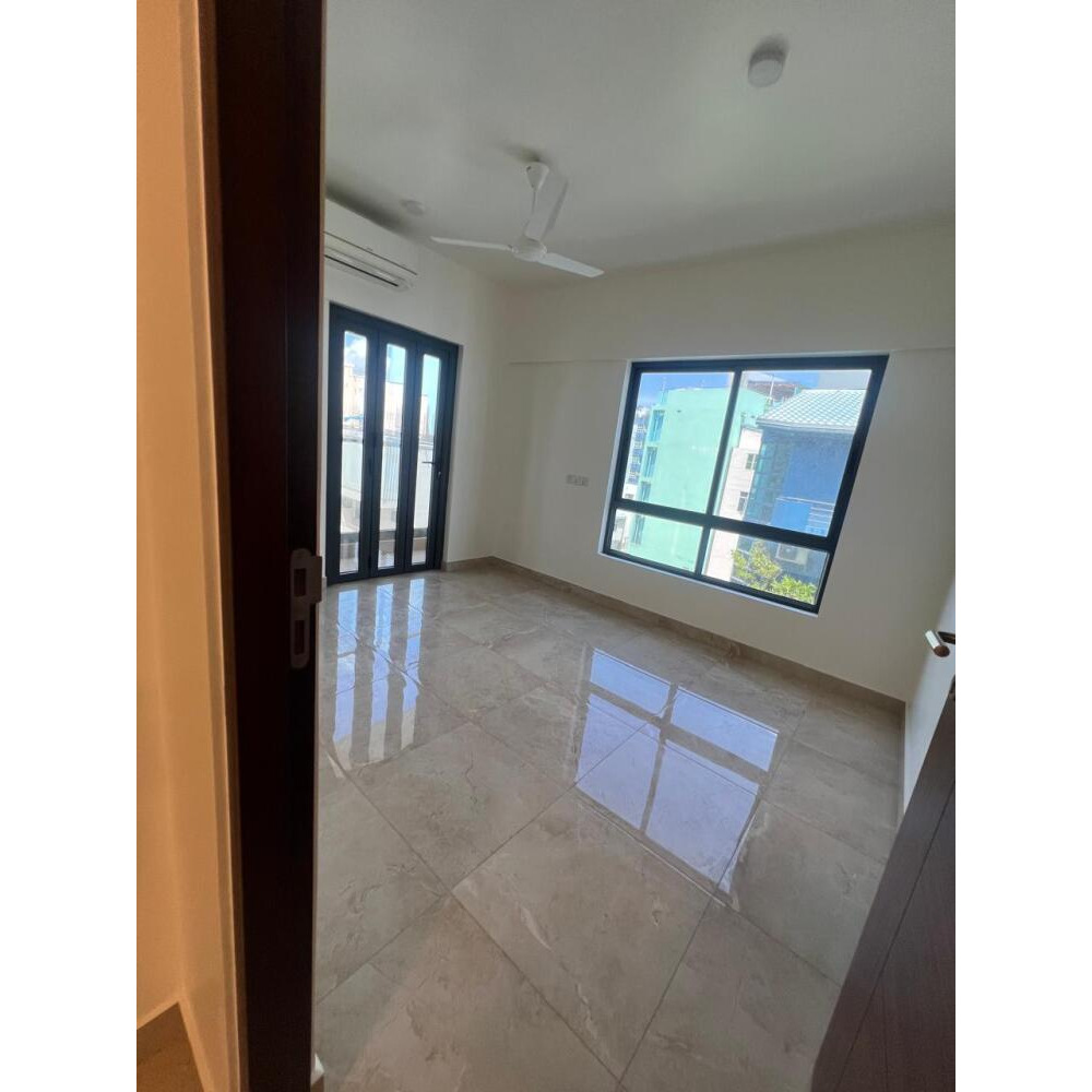 3+1 Room Apartment with Attached Toilet & Air Conditioning — Malé — Maafannu