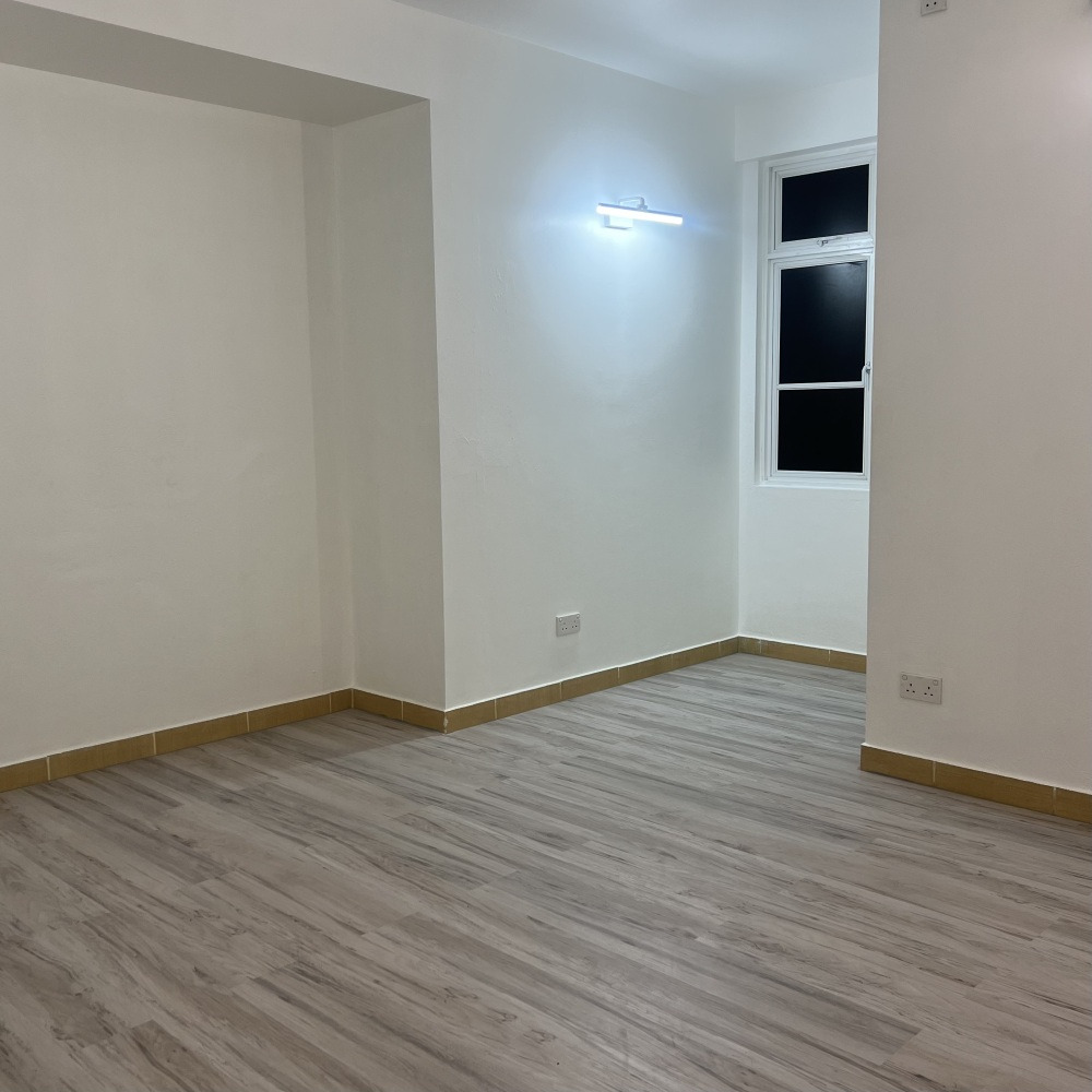 Very spacious apartment semi furnished, Male. 22,000 — Malé — Machchangolhi