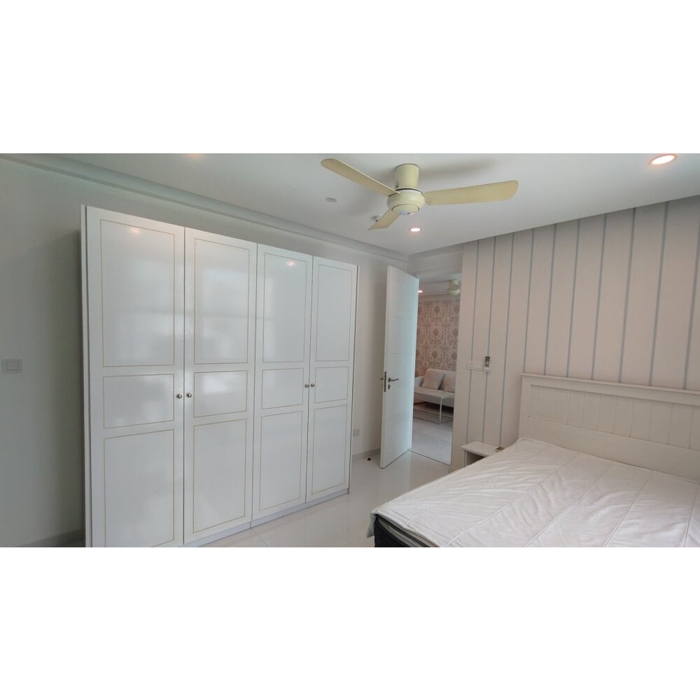 Male'- Luxury 3 Bedroom Fully Furnished Apartment — Malé — Machchangolhi