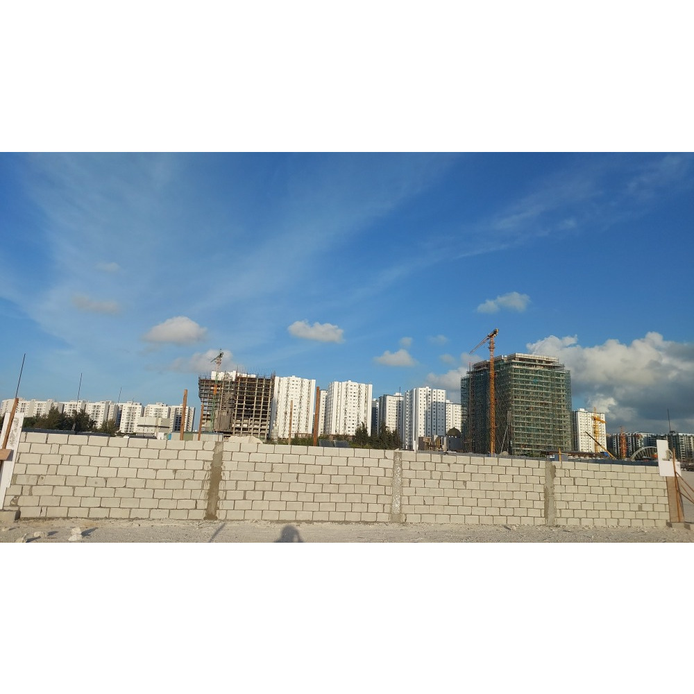 LAND FOR LEASE IN HULHUMALE'. — Hulhumalé