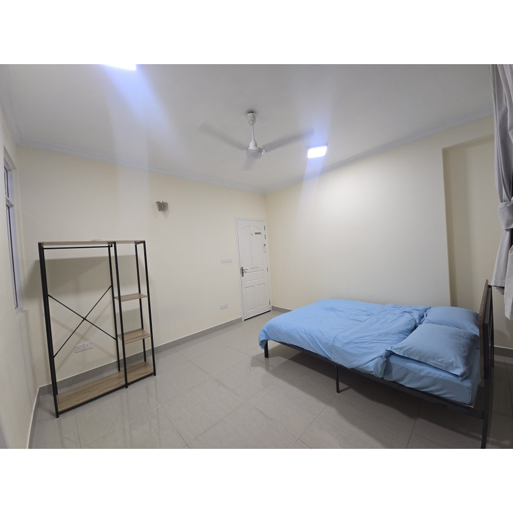 1 or 2 Rooms w/ balcony from Shared Apartment w/ big kitchen. Utilities Included — Malé — Machchangolhi
