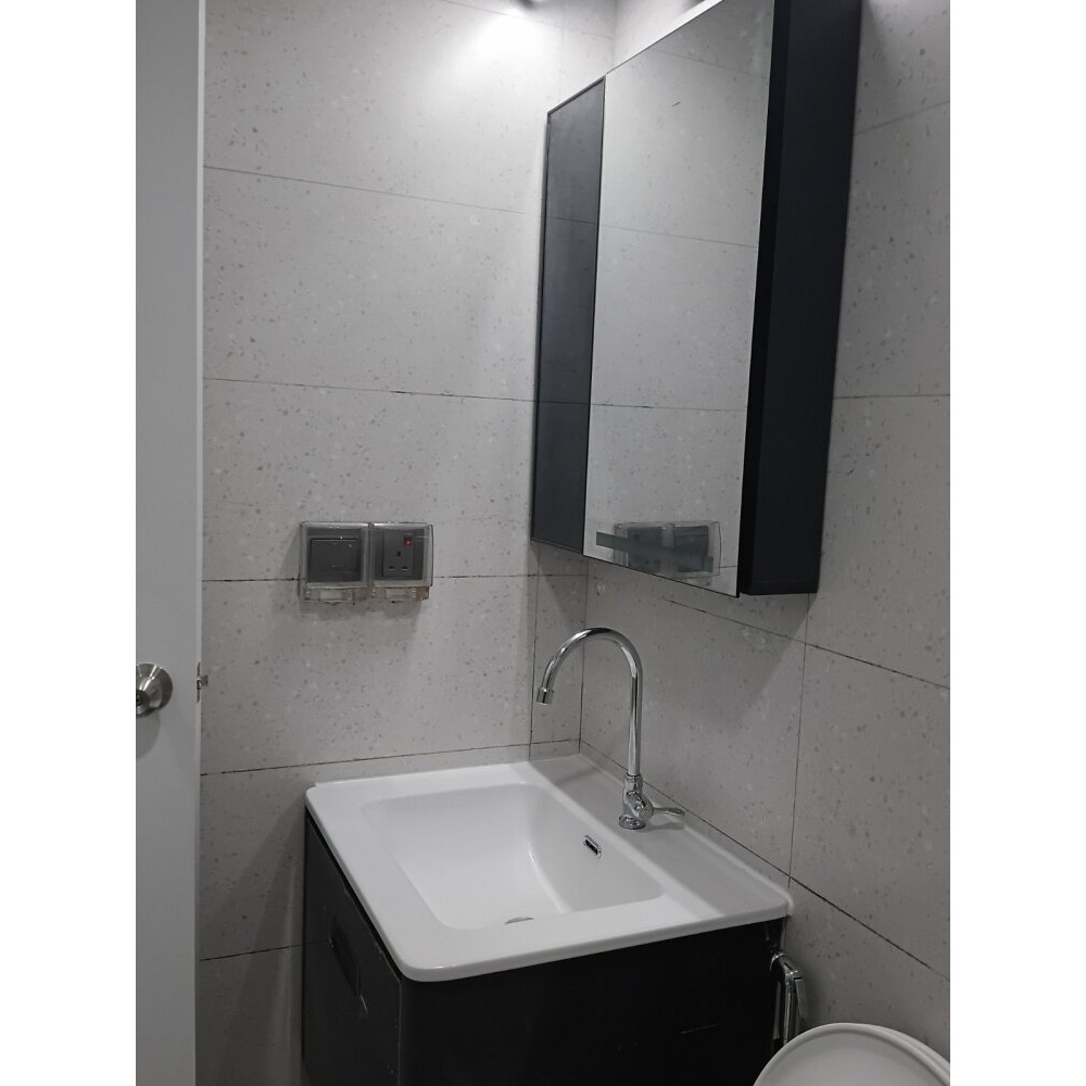 Semi-furnished 1 Room Luxury Apartment (Newly Built) — Malé — Henveiru