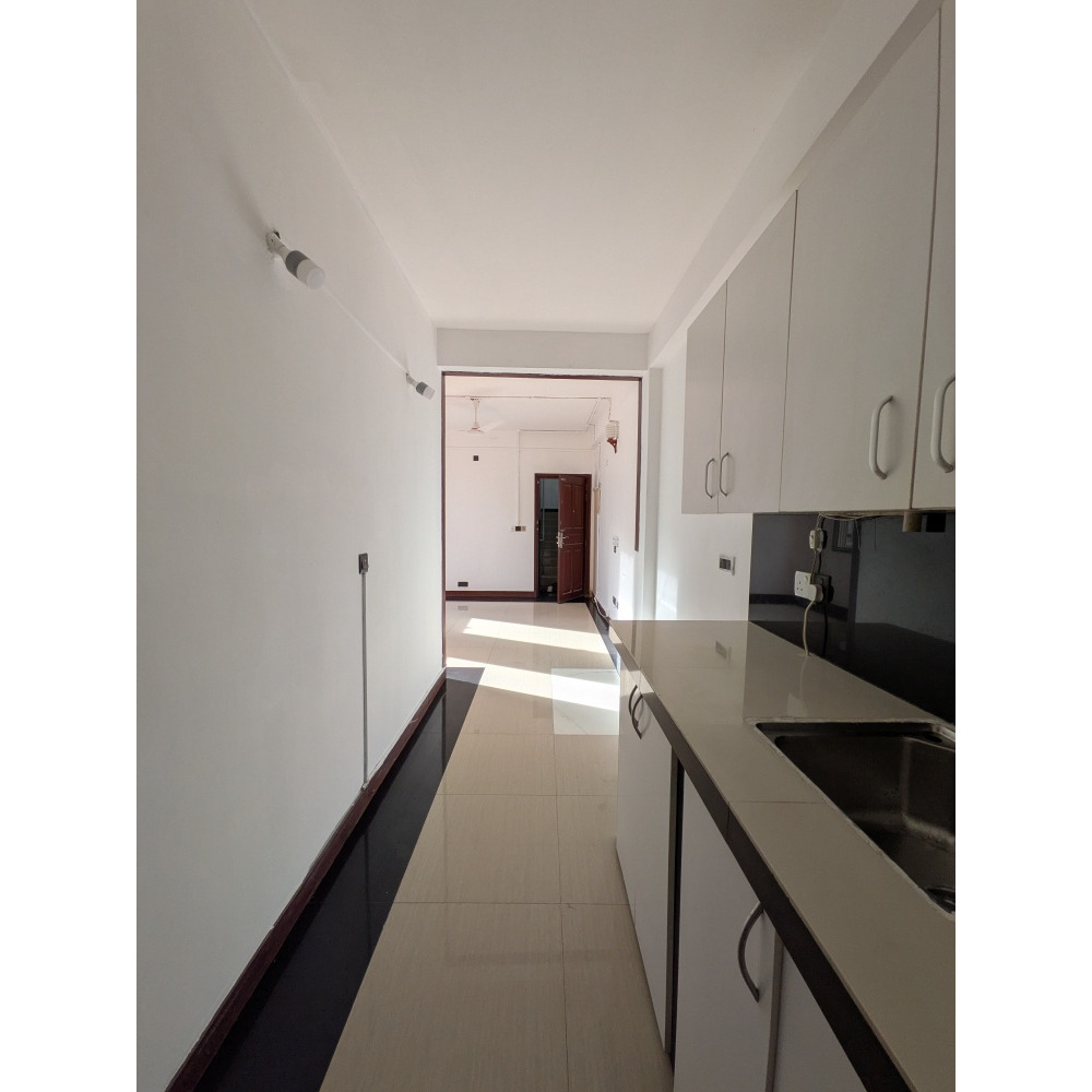 1 room semi furnished spacious apartment for rent 15000 please — Malé — Galolhu