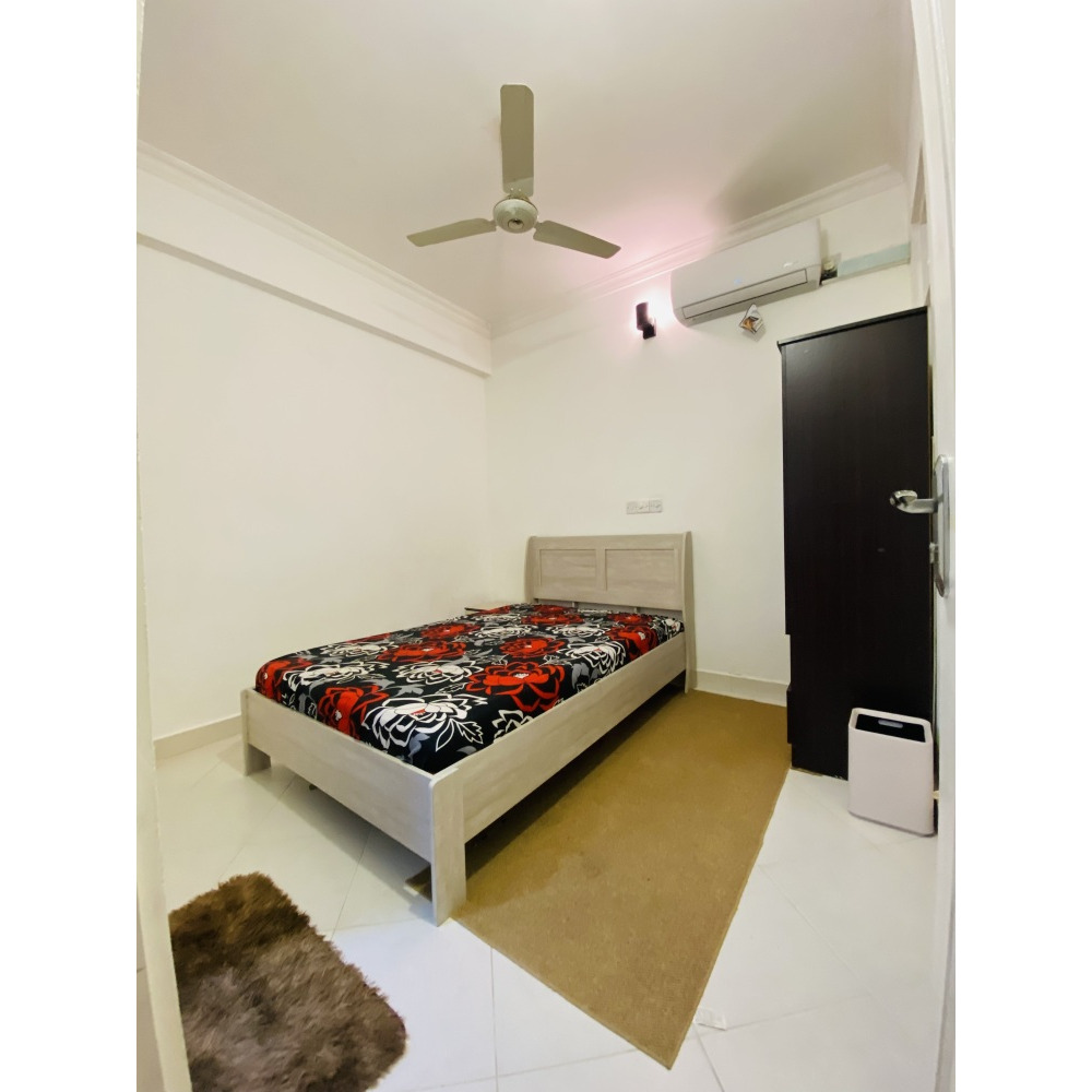 One Room for Rent in 3 Rooms Apartment — Malé — Henveiru