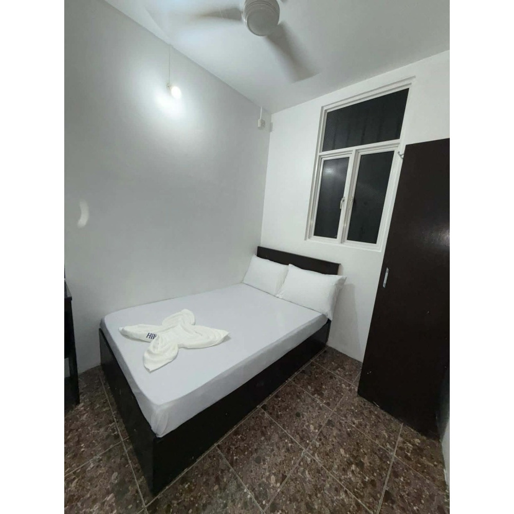 Room for Daily rent /... monthly Room available 9000 — Malé — Galolhu