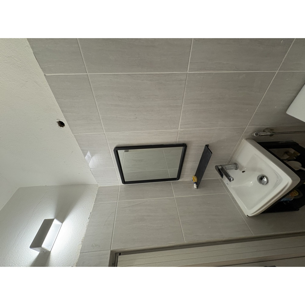One room apartment rent 9000 Please — Malé — Machchangolhi