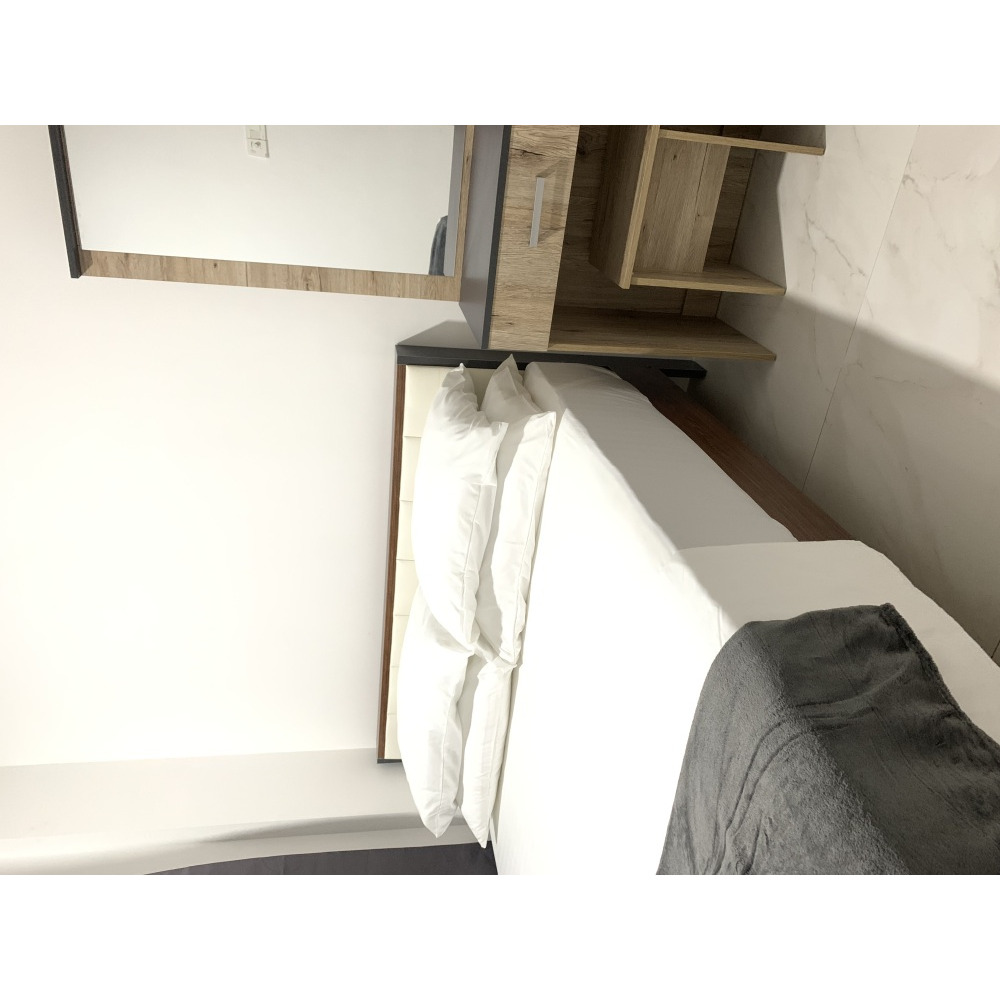 Rooms and Apartment (2bhk) For daily rent — Hulhumalé