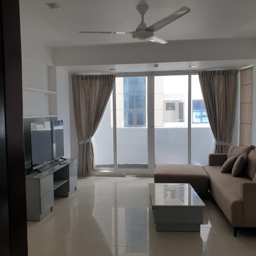 2 Bedroom Furnished & Serviced Apartment On Majeedhee Magu Near Artificial Beach — Malé — Henveiru