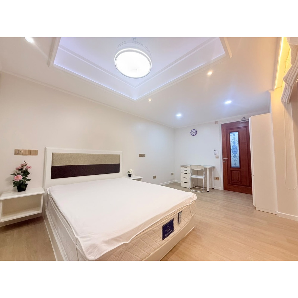Housing & Real Estate/Apartments & Houses for Rent — Malé — Henveiru