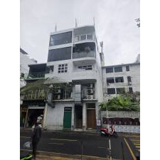 RENT FOR LONG TERM - ONE FLOOR - 3 APARTMENTS — Malé — Henveiru
