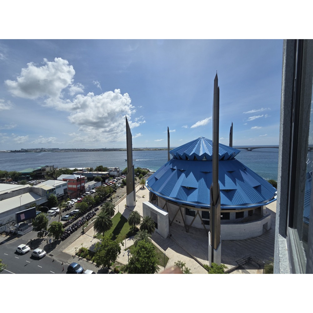 Office space 2 room apartment with sea view balconey near salaman mosque — Malé — Henveiru
