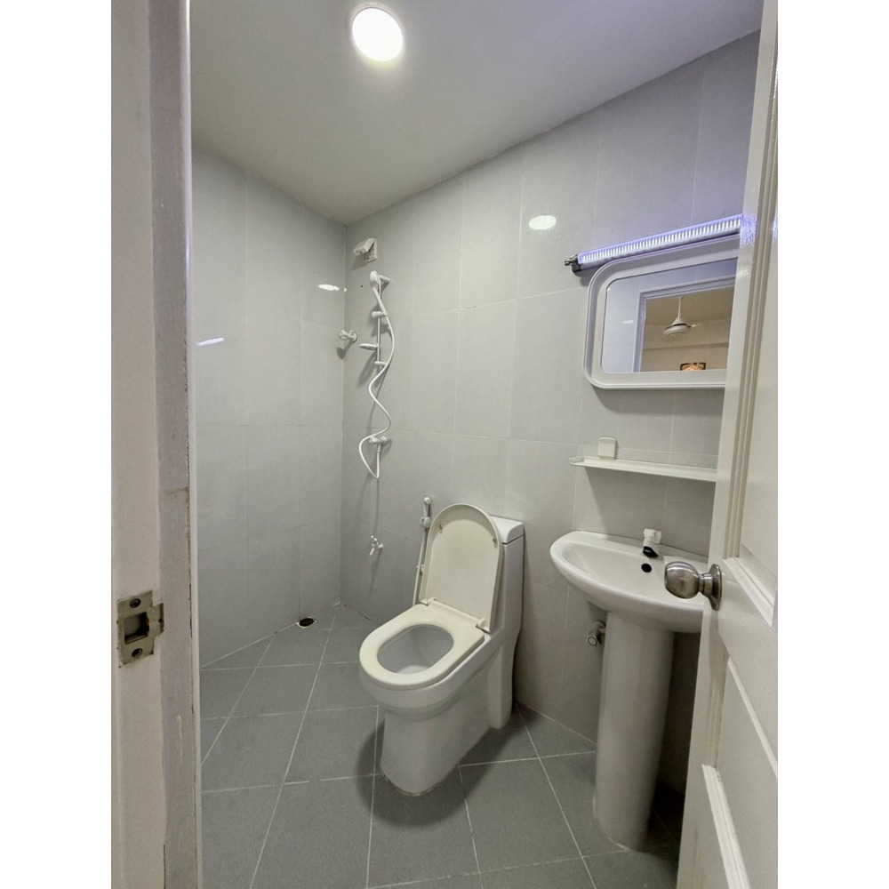 Very spacious one room apartment for rent — Malé — Henveiru