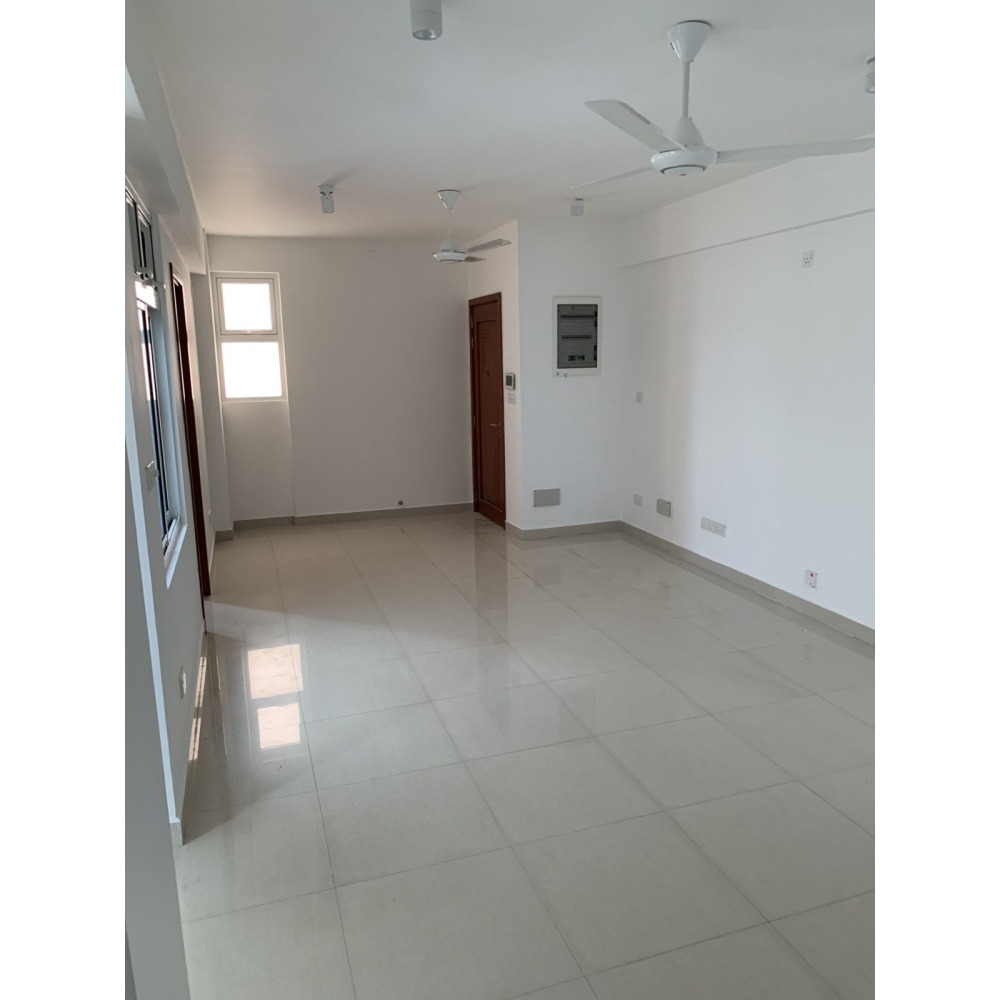 Very spacious 2 bedroom apartment for rent 22,000 — Malé — Henveiru