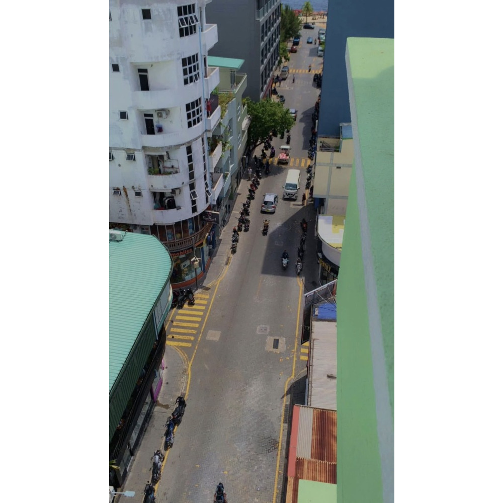 1 Fully furnished AC room for rent with separate entrance Water&Electricity free — Malé — Maafannu