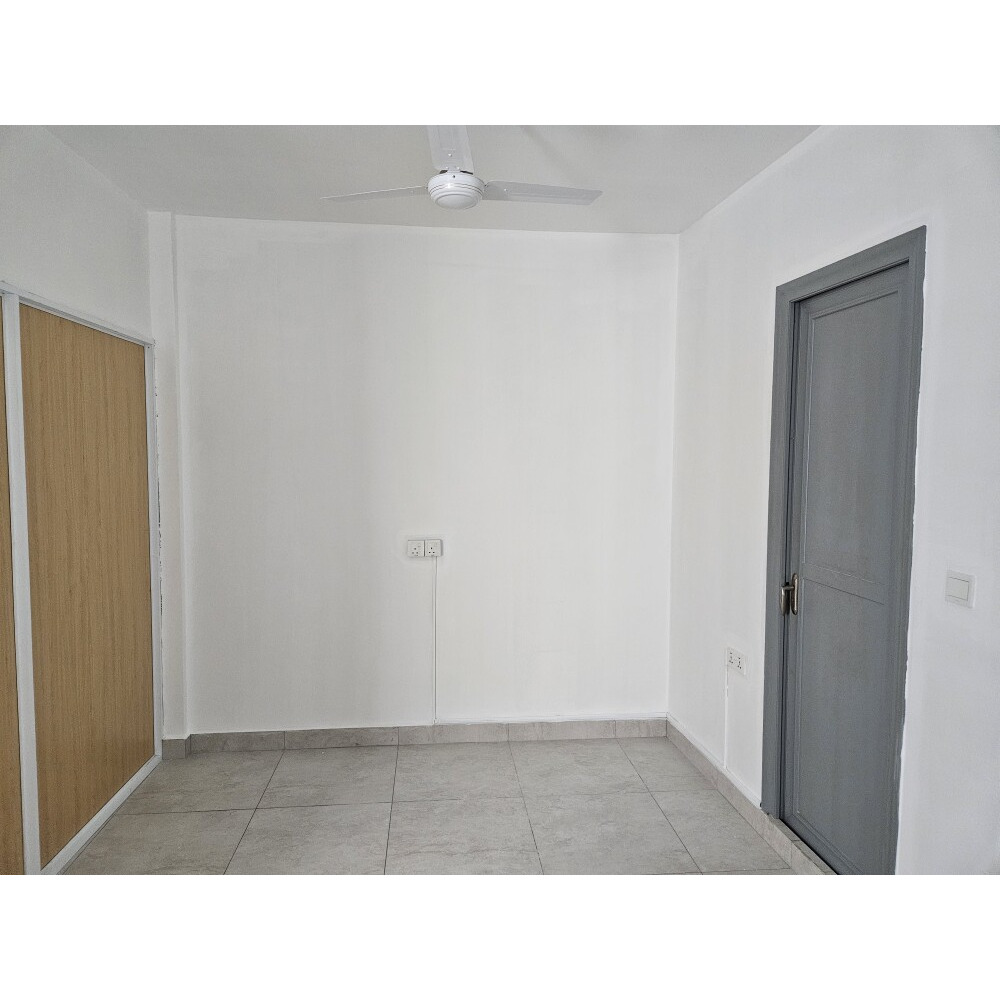 One room apartment with attached toilet for 11,000 — Malé — Maafannu