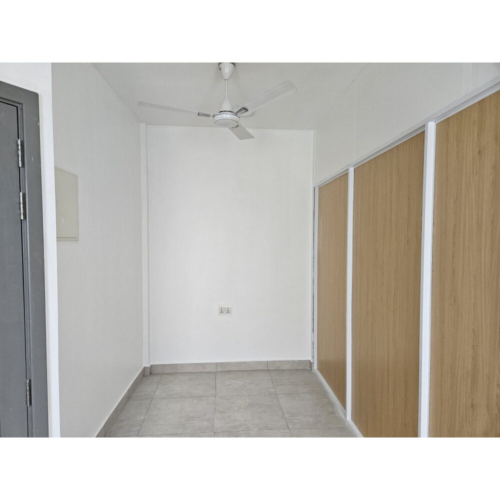 One room apartment with attached toilet for 11,000 — Malé — Maafannu