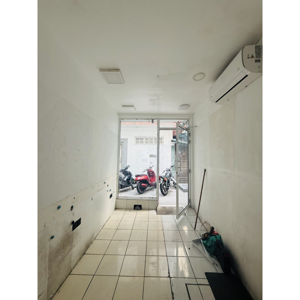 Renting space for shop/storage/office. NOT CAFE/TAKEAWAY — Malé — Henveiru