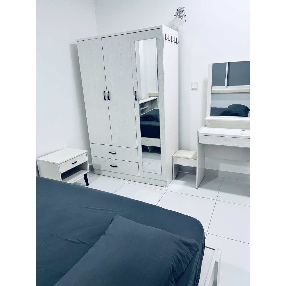 One room available from a 2 room apartment — Malé — Galolhu