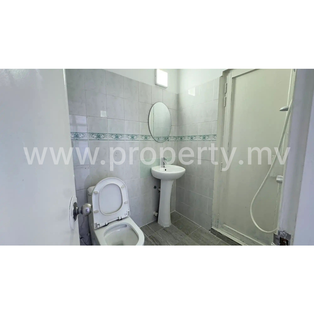 Unfurnished 2 bedroom apartment in Gandhakoalhi Magu, 2nd FL, Male' (No Lift) — Malé — Maafannu
