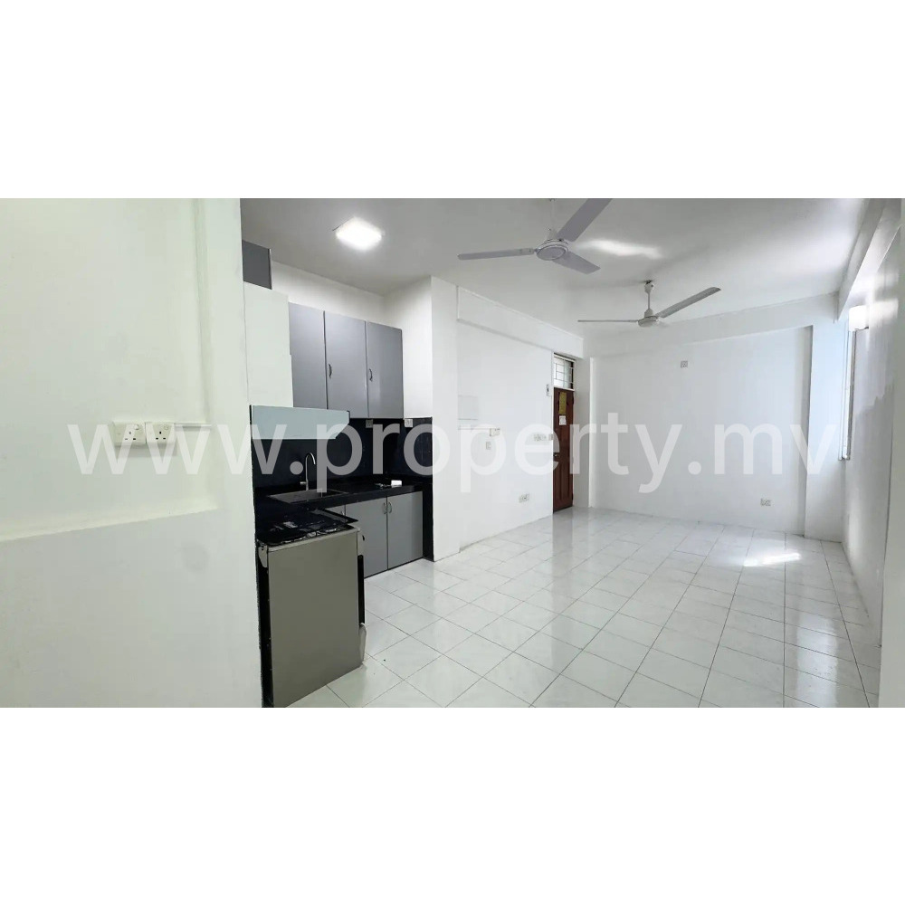 Unfurnished 2 bedroom apartment in Gandhakoalhi Magu, 2nd FL, Male' (No Lift) — Malé — Maafannu