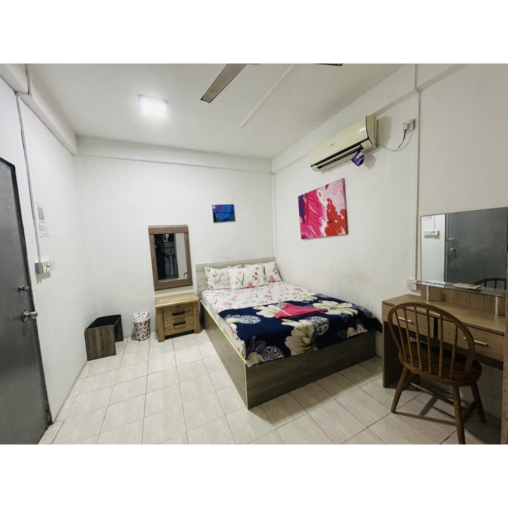 MN-1 ROOM FOR DAILY/HOURLY RENT(MAAFANNU,NEAR INDEX FURNITURE)CALL: /970 — Malé — Maafannu