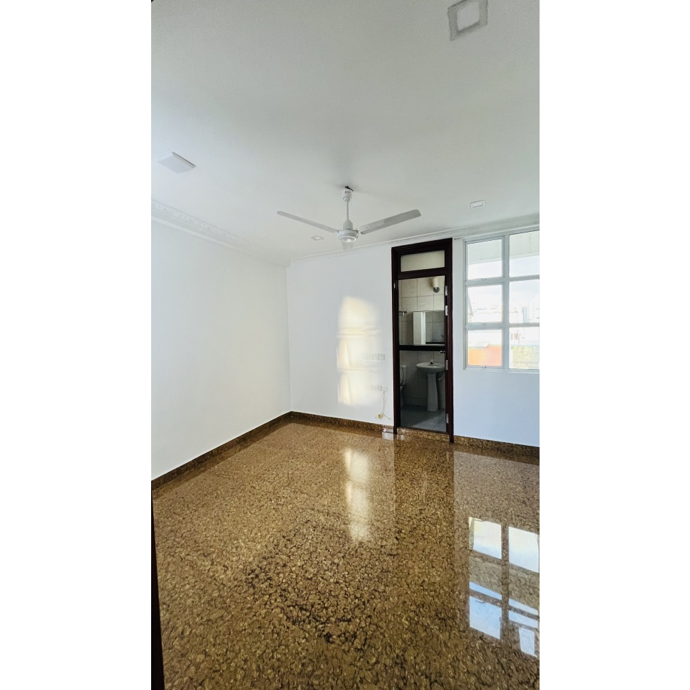 Four Bedroom Apartment for immediate rent from 7th floor — Malé — Maafannu