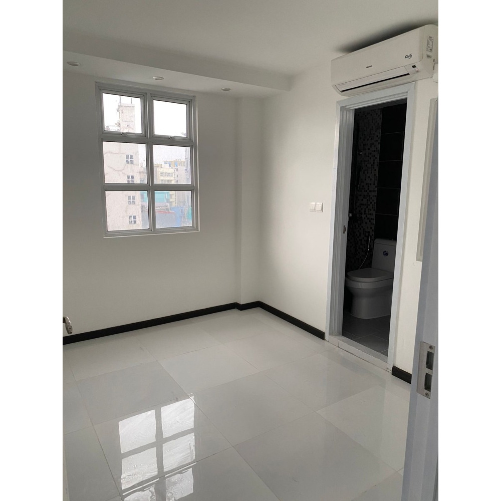 Spacious 2 Bed Room Apartment for Long-term Lease — Malé — Maafannu