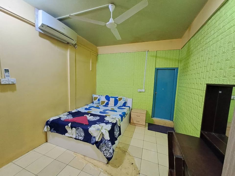 ROOMS FOR DAILY/HOURLY RENT IN MALE. CALL OR VIBER FOR BOOKING - /93 — Malé — Maafannu