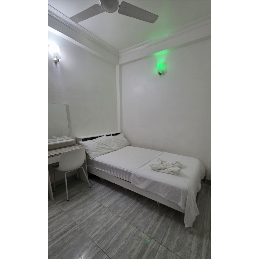 one room apartment for daily rent. in Male — Malé — Maafannu