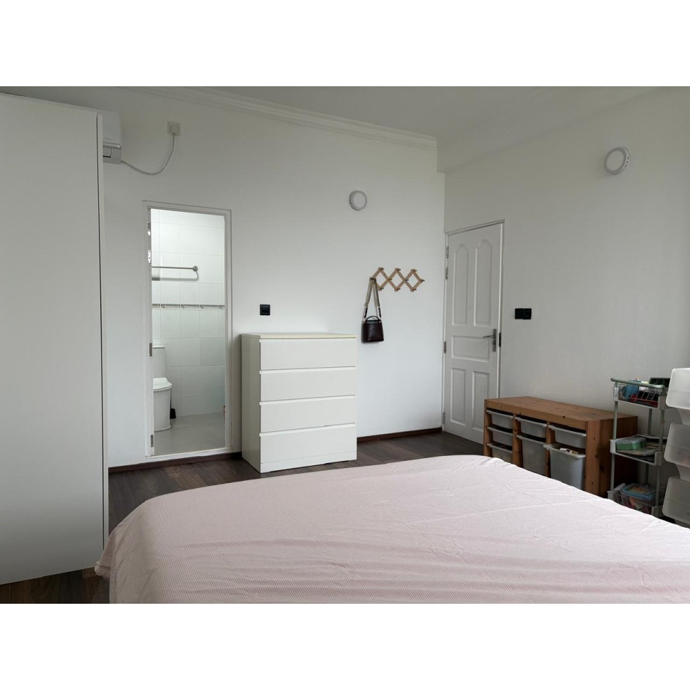 3 bedroom furnished apartment for rent. hulhumale' ph 1. beach front. — Hulhumalé