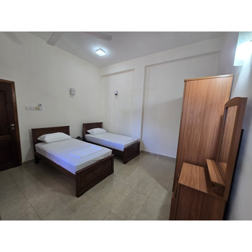 Apartment for Lease-Mount Lavinia, Sri Lanka — Sri Lanka - Mount Lavinia