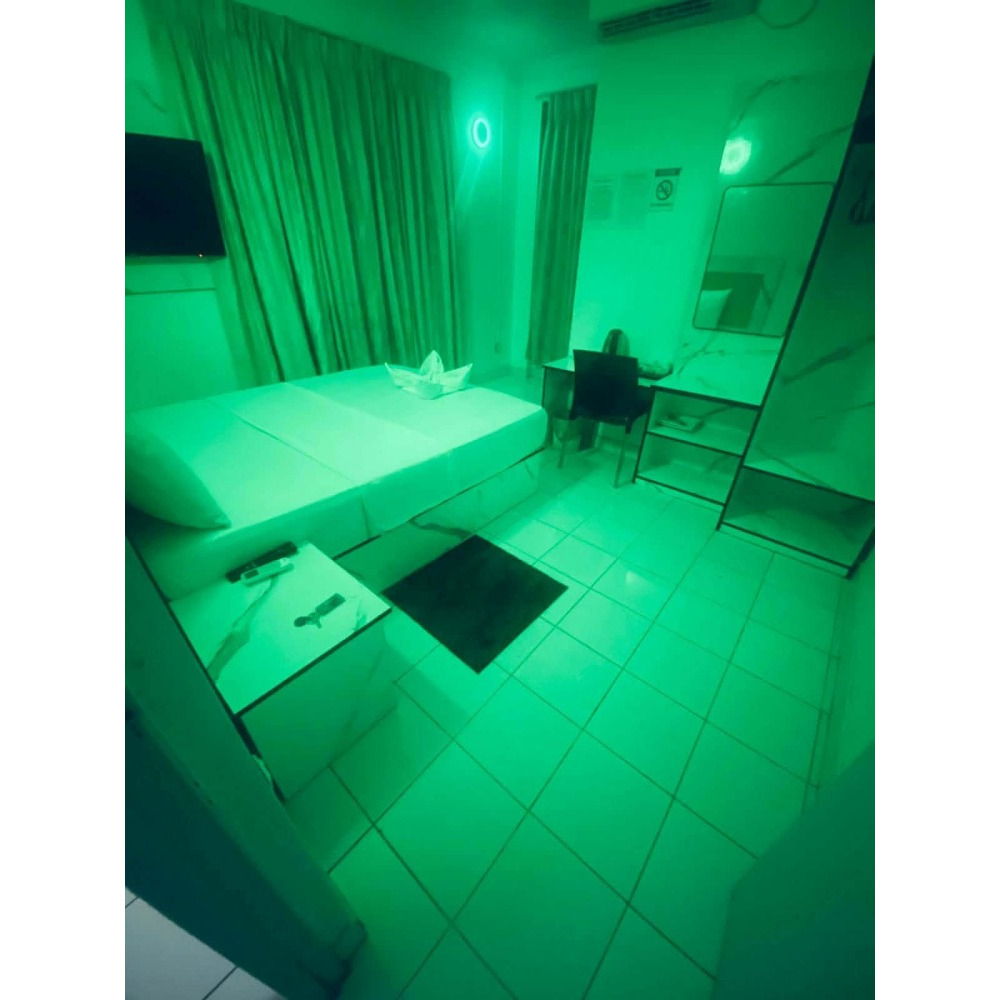 OFF DAY Relax..Room for Daily rent.. — Malé — Henveiru