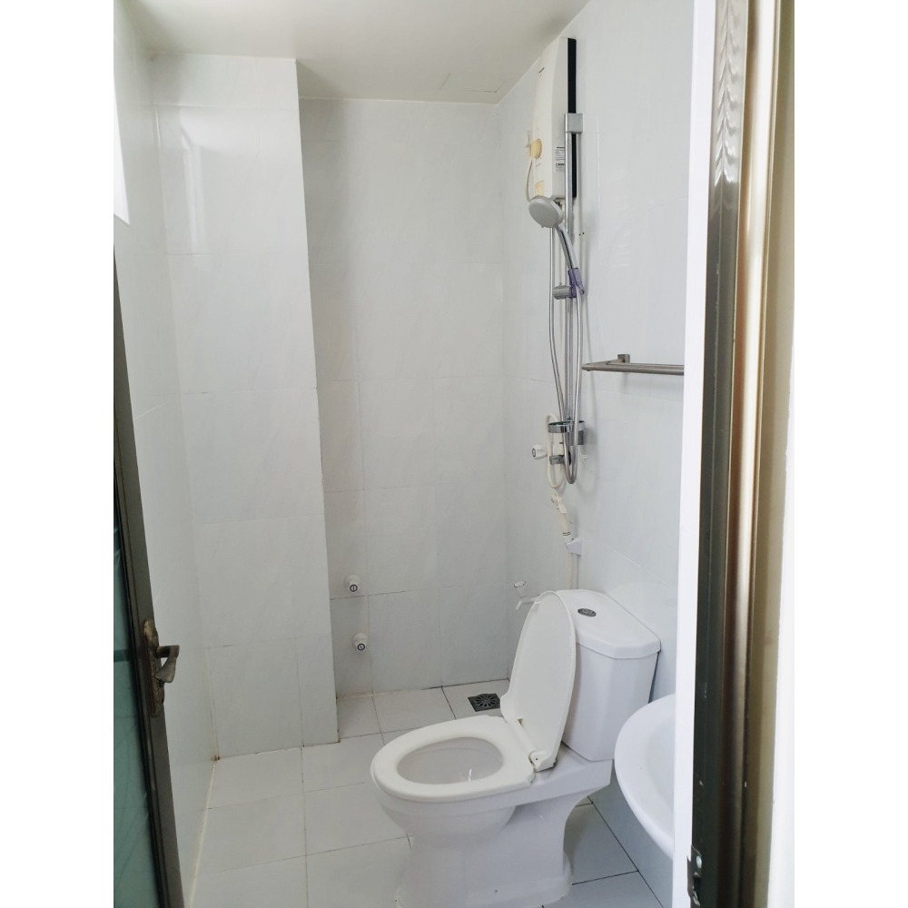 Fully Furnished separate entrance 1 Room USD500/ (if rufiyaa MVR 8500) — Malé — Henveiru