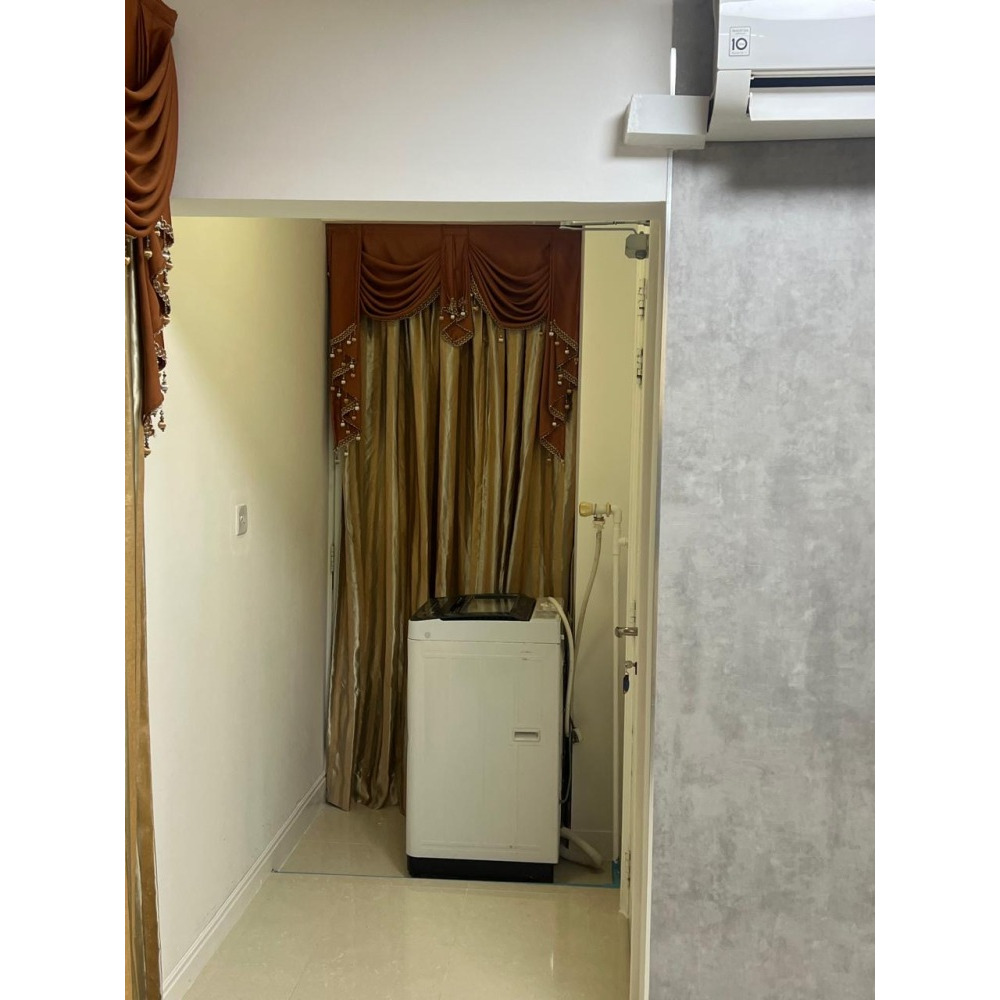 STUDIO ROOM for 13000/- SEMI FURNISHED 3rd floor ( no lift) — Malé — Machchangolhi