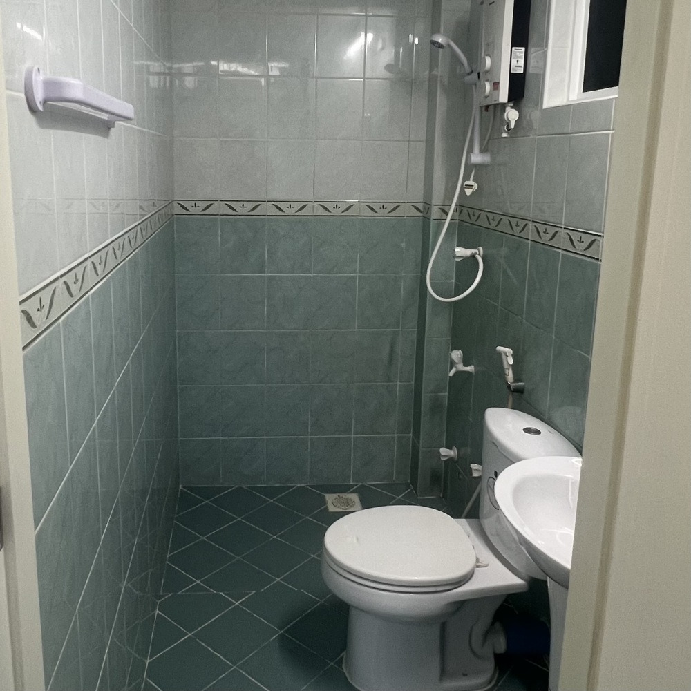 Very spacious apartment semi furnished, Male. 22,000 — Malé — Machchangolhi