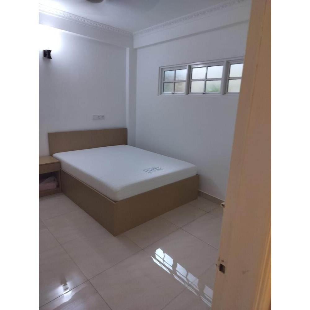 FULLY FURNISHED ONE ROOM APARTMENT AVAILABLE FOR 15,000/- PLS CALL!!! — Malé — Maafannu
